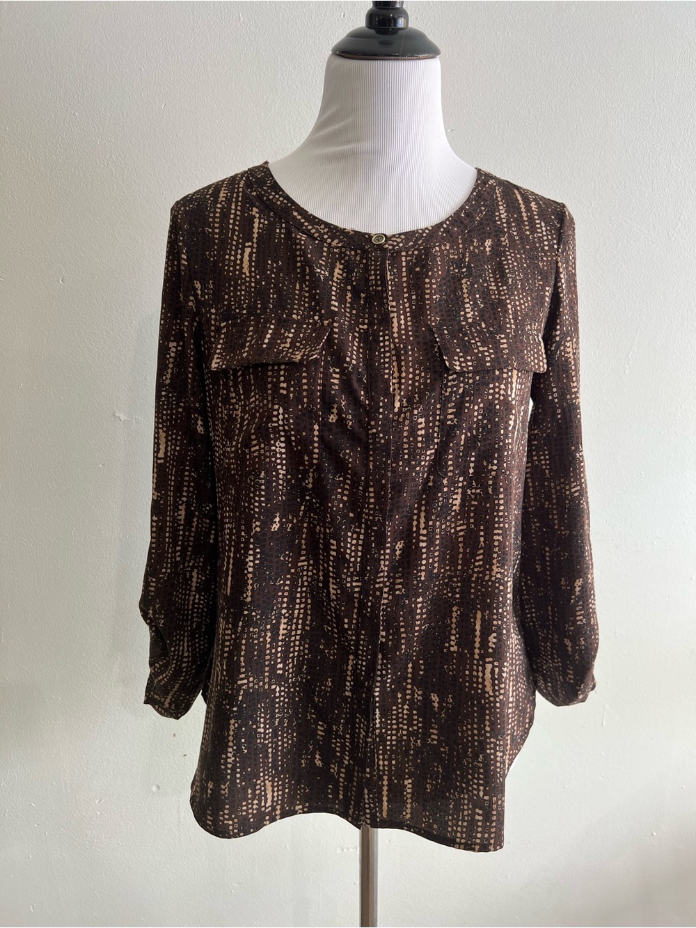 Anne Klein Brown Printed Long-Sleeve Blouse with Tan Dot Detail